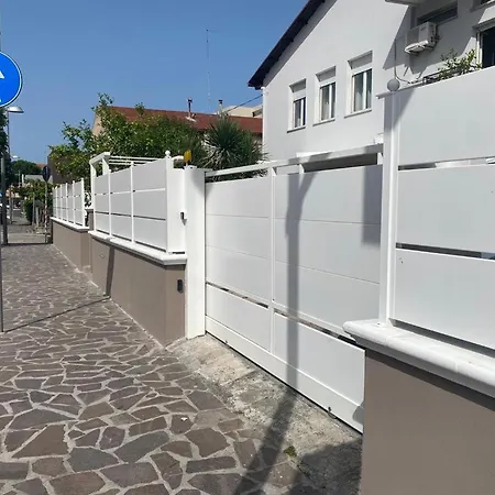 Ama * Монтесильвано